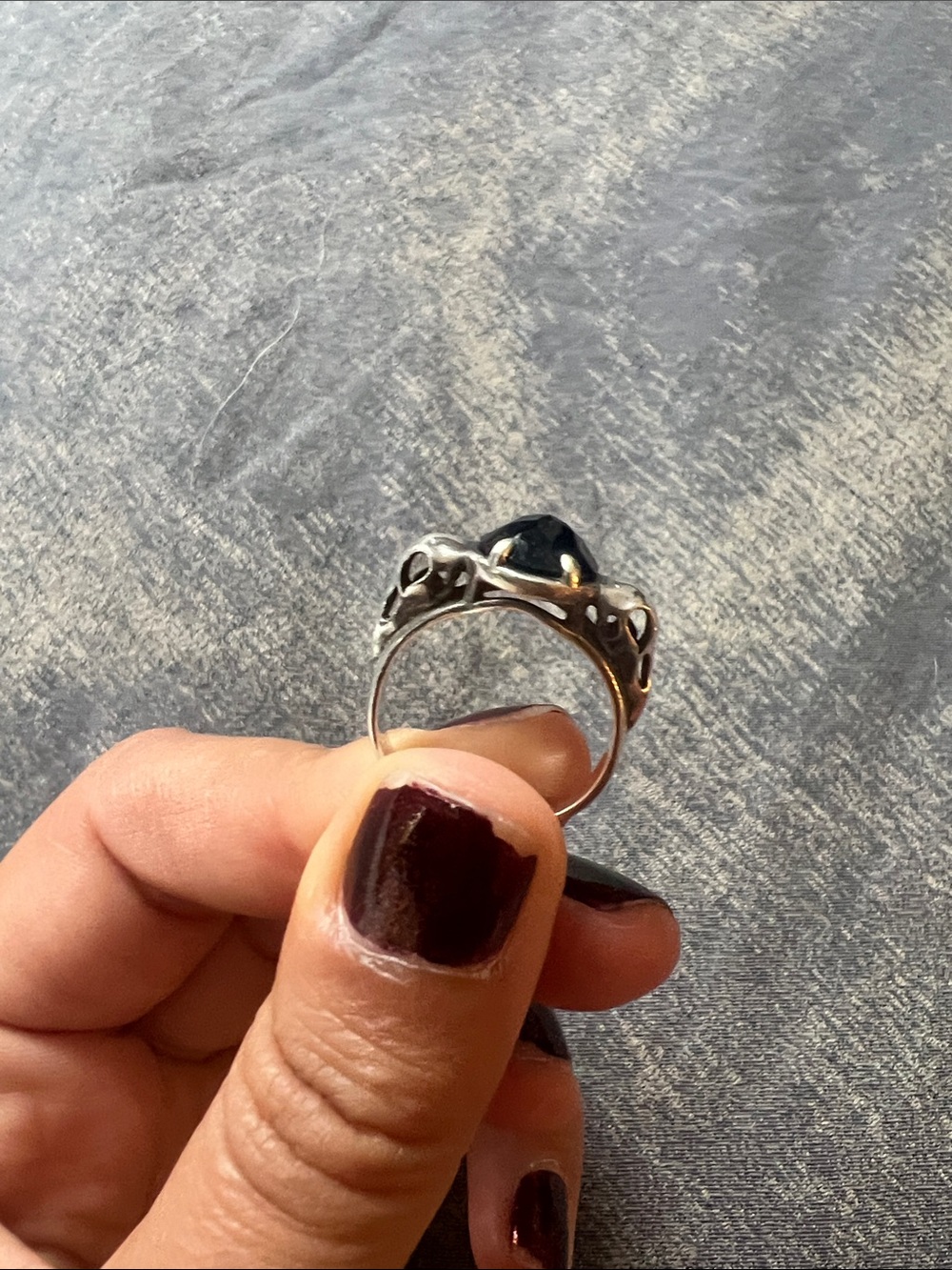 Verameat black onyx raven skull ring